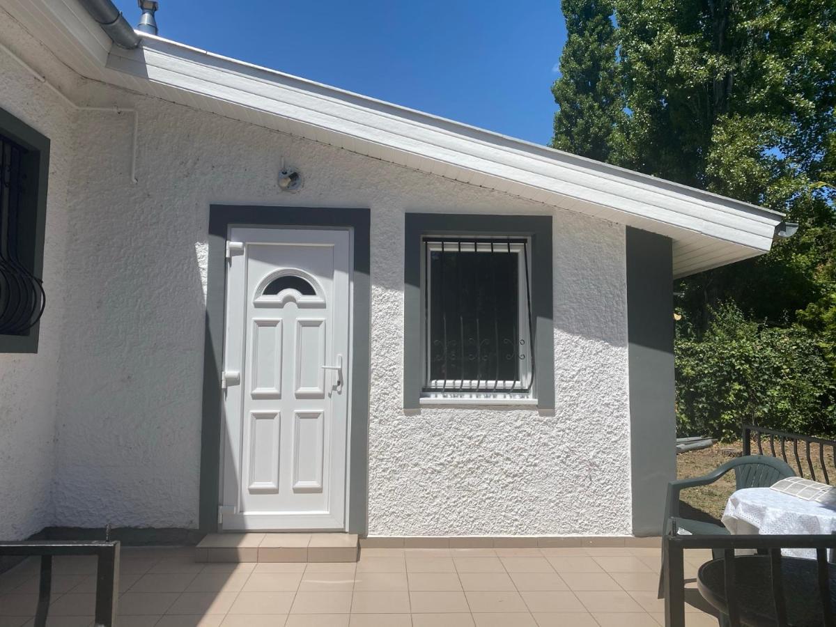 Holiday Apartmanhaz Balatonfured Bagian luar foto