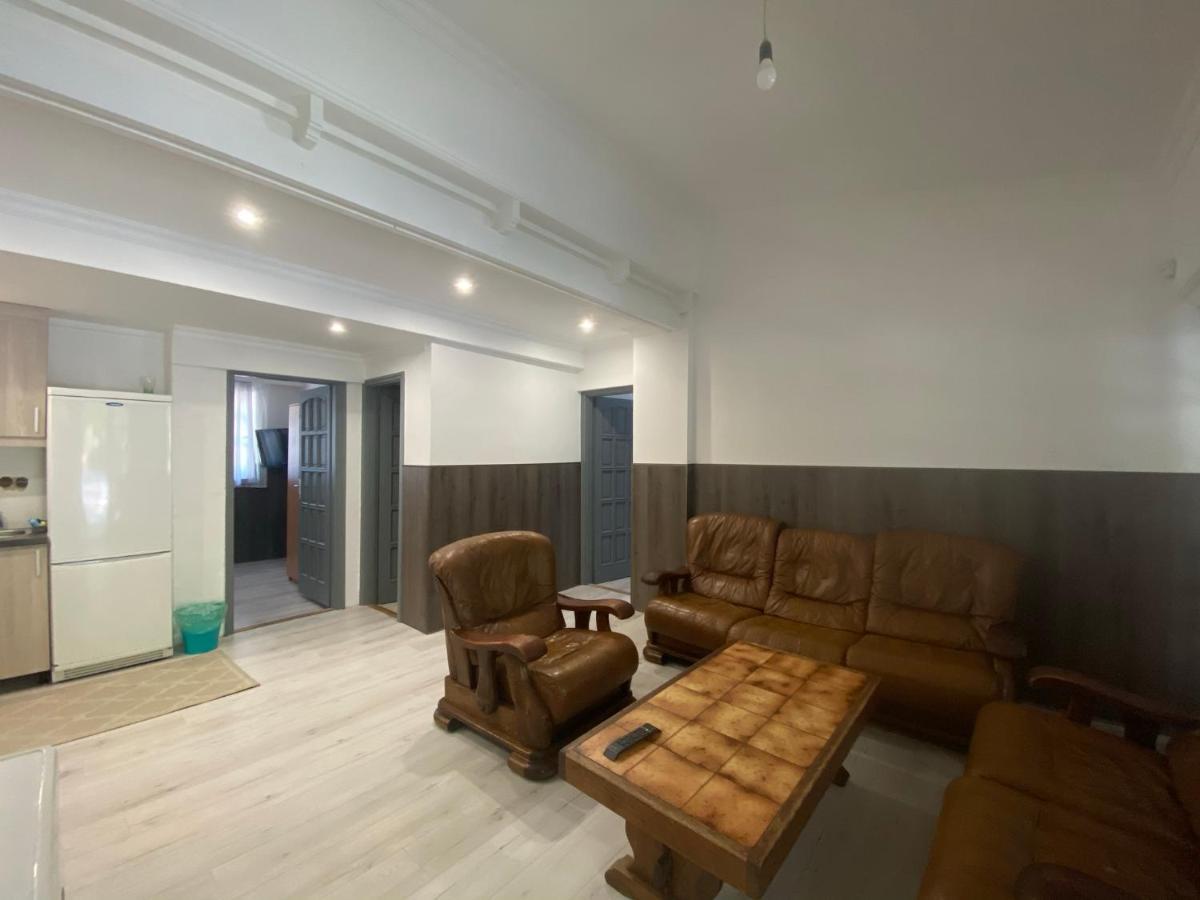 Holiday Apartmanhaz Balatonfured Bagian luar foto